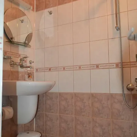 къща за гости здравец *
