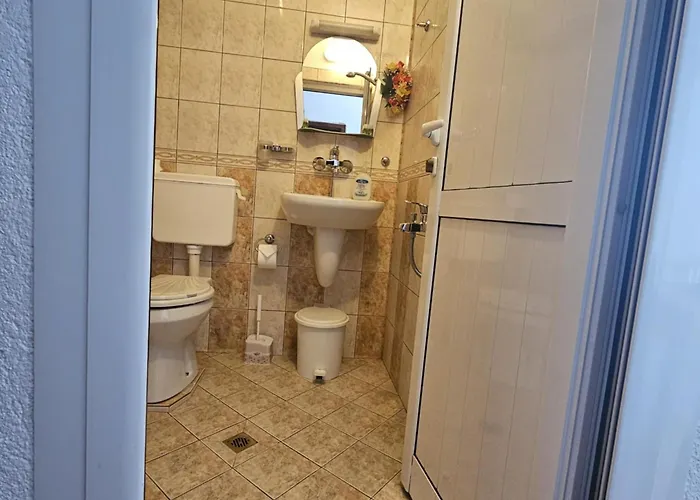 Guest house здравец 3*